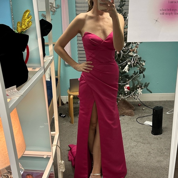 Milla Fuschia Strapless Evening Gown with Thigh Slit size small - Picture 4 of 6